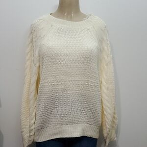 Umgee Women's Ivory Cable Knit Sweater